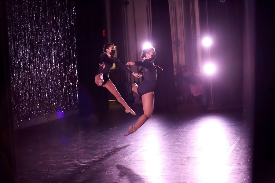 Sweethearts perform during Spring Show